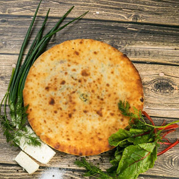 Осетинский пирог с курицей и сыром