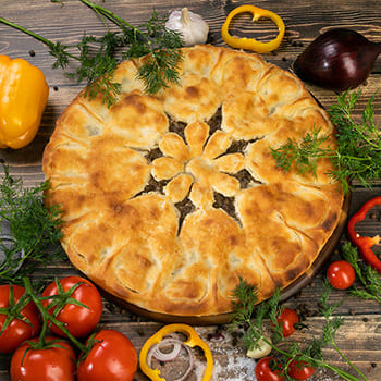 Осетинский пирог с помидорами